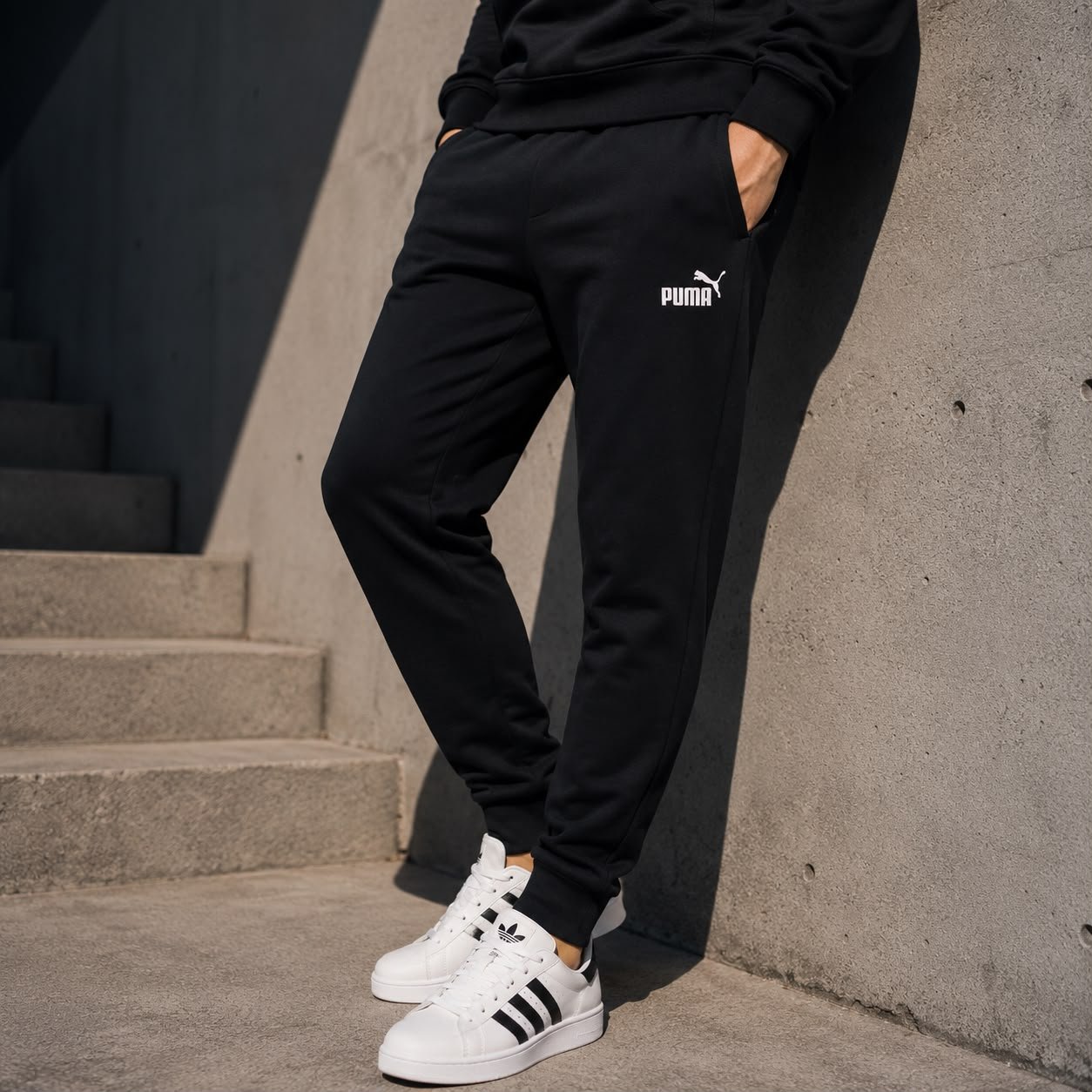Pantalón Puma Essentials 2 Color Logo