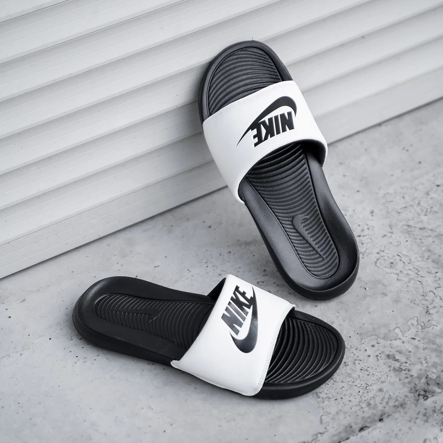 Ojotas Nike Victori One Slide
