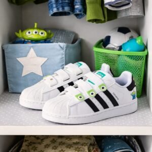Zapatillas Adidas Disney Pixar Superstar II CF