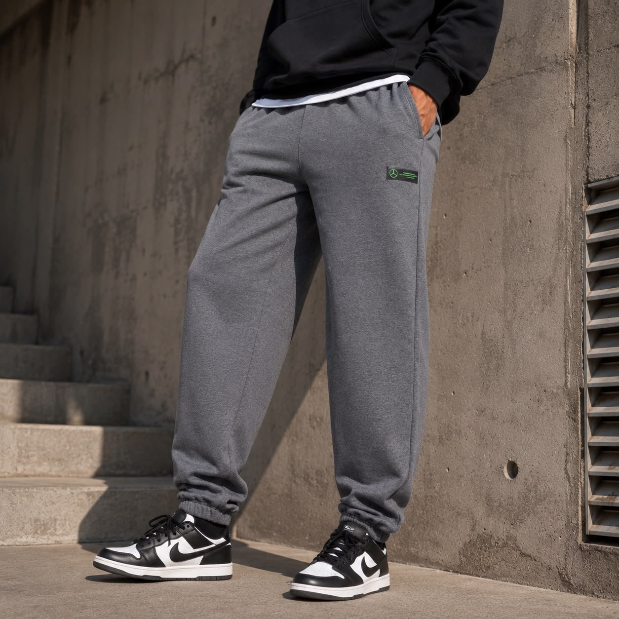 Pantalón Adidas Premium Mercedes AMG Petronas Formula One